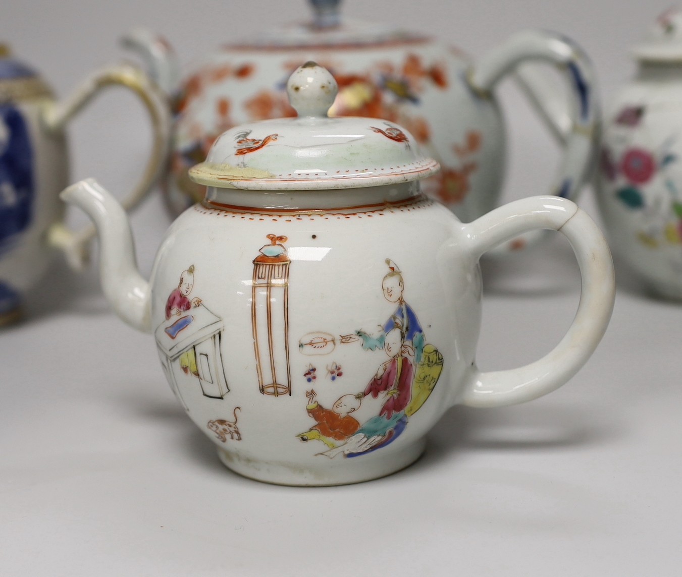 Four 18th century Chinese Export porcelain teapots. Tallest 15cm